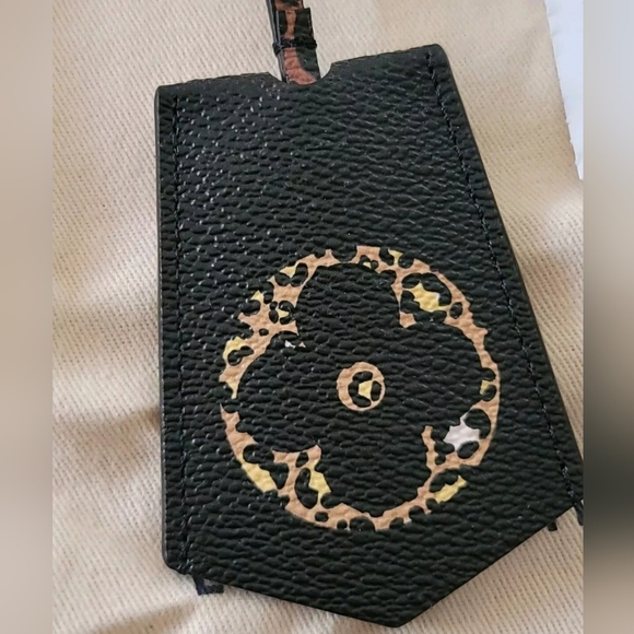 Louis Vuitton Key Charm Holder String 19.5 Jungle Giant Black Caramel Clochette - Picture 6 of 16